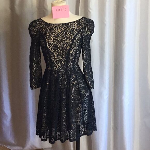 Ark & Co Dresses & Skirts - Form fitting black lace dress with long sleeves in size small by ARK & CO.